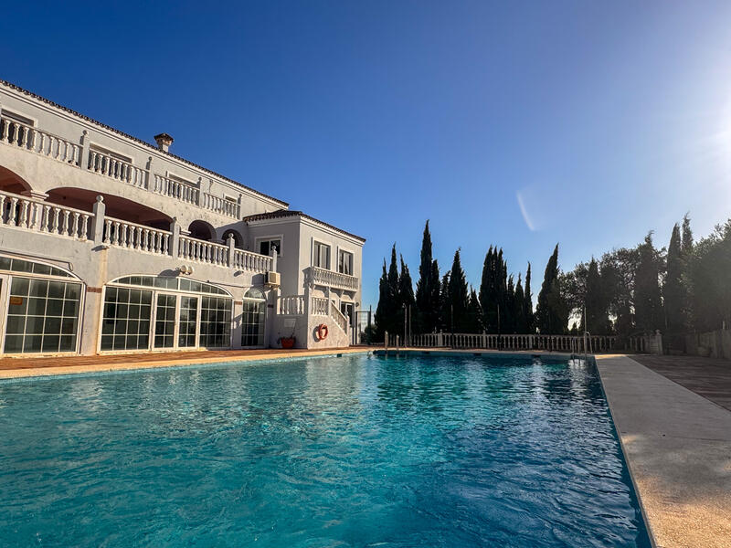 84 bedroom Commercial Property for sale