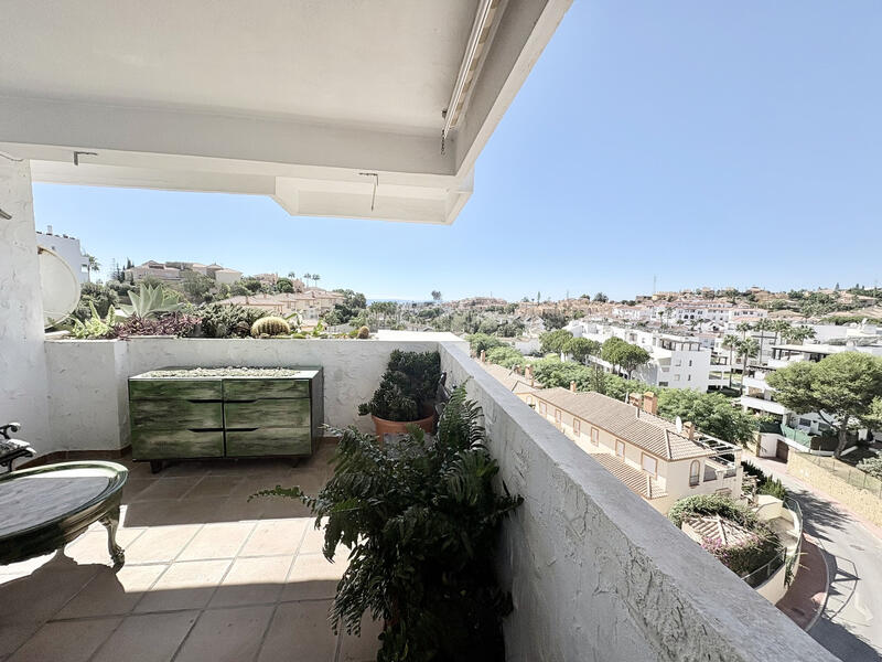 3 bedroom Apartment for sale