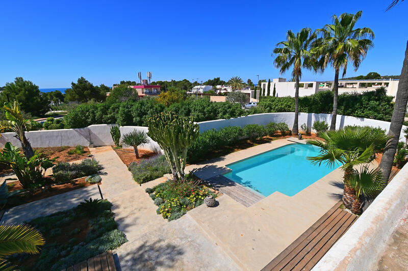 4 bedroom Villa for sale
