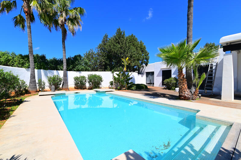 4 bedroom Villa for sale