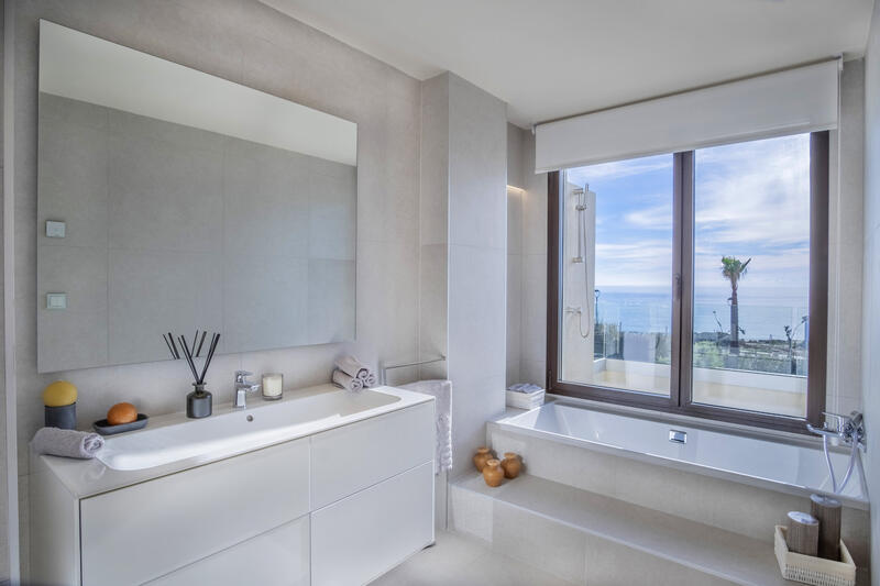 4 soverom Villa til salgs 4 soverom Villa til salgs