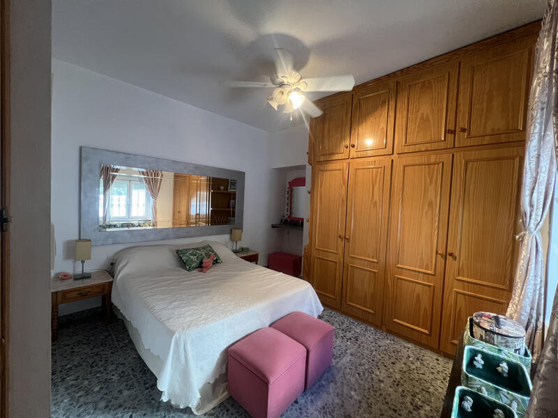 6 bedroom Cave House for sale