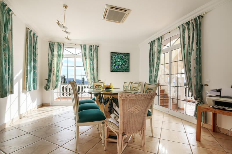 5 Schlafzimmer Villa zu verkaufen