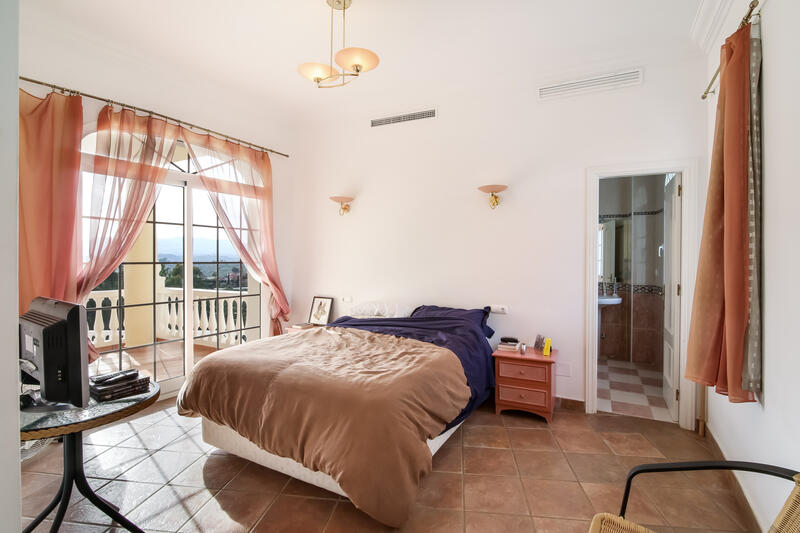 5 Schlafzimmer Villa zu verkaufen