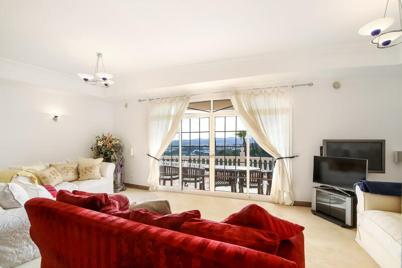 5 Schlafzimmer Villa zu verkaufen