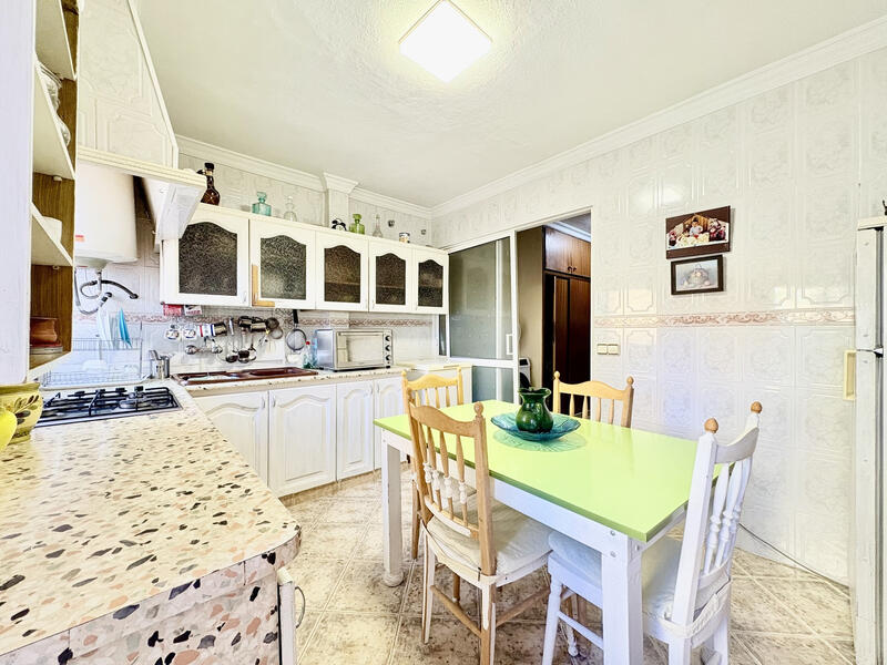 3 soveværelse Lejlighed til salg 3 soveværelse Lejlighed til salg