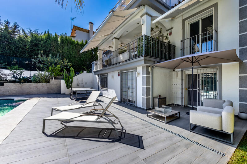 6 soveværelse Villa til salg 6 soveværelse Villa til salg