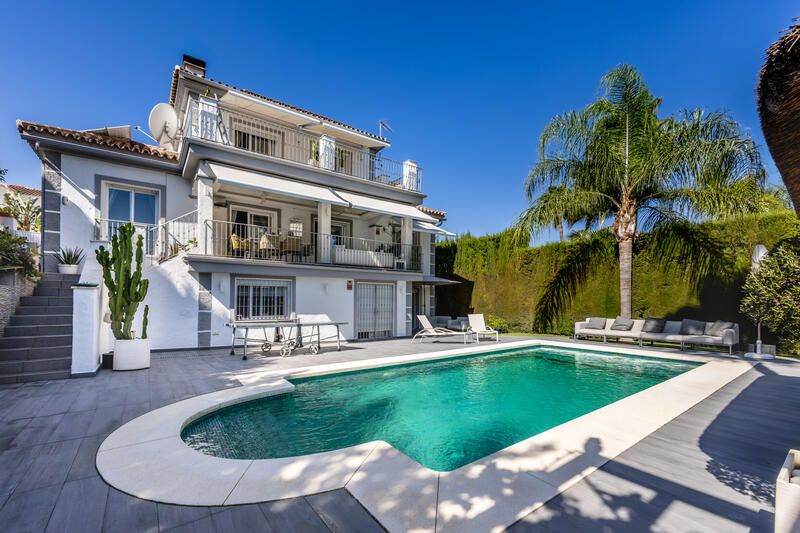 6 soveværelse Villa til salg 6 soveværelse Villa til salg