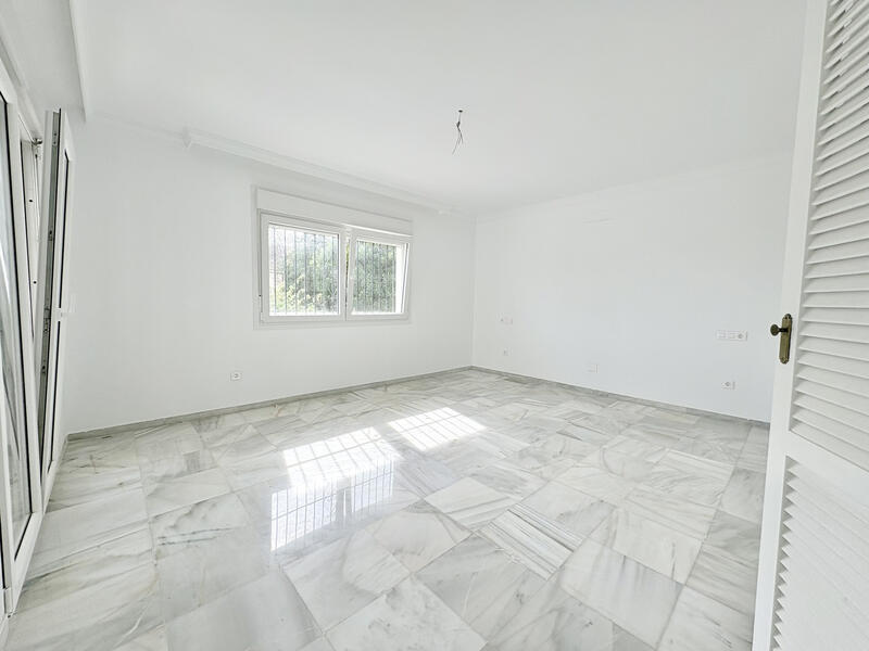 9 chambre Maison Troglodyte à vendre
