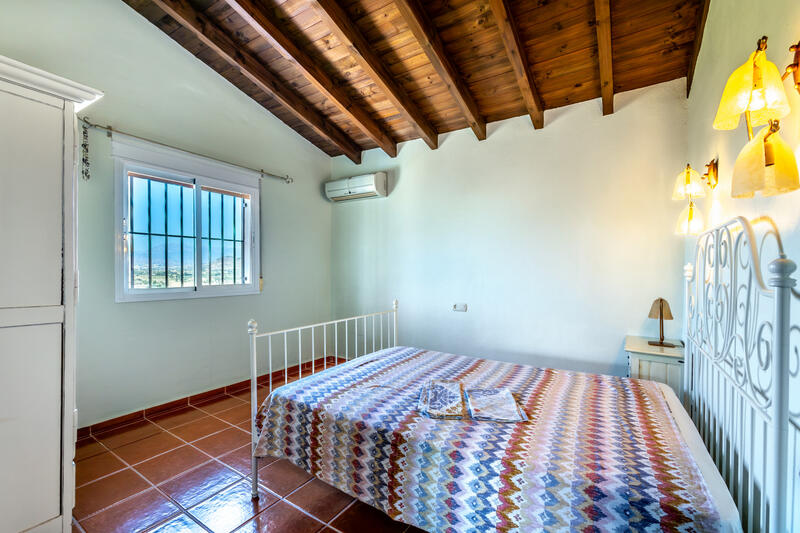 4 спальная комната вилла продается 4 спальная комната вилла продается