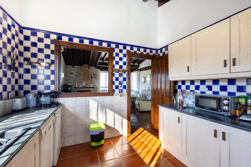 4 спальная комната вилла продается 4 спальная комната вилла продается