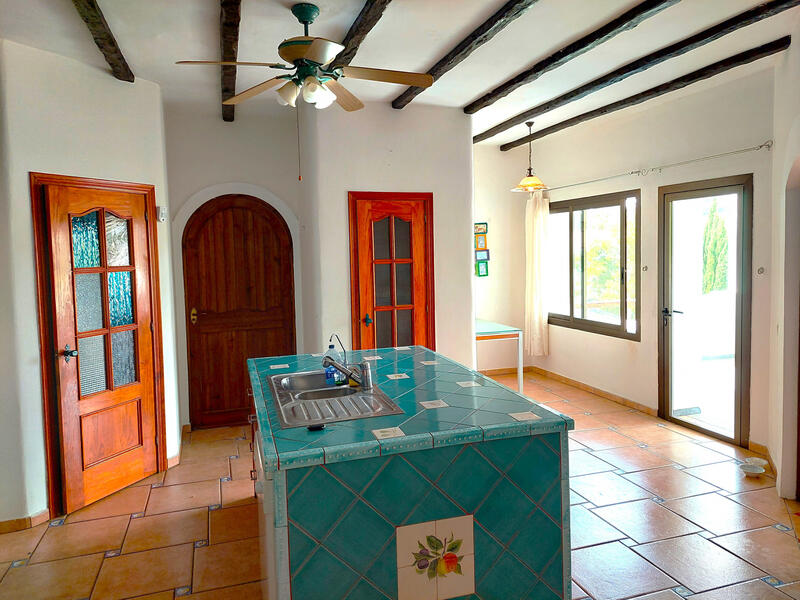 5 bedroom Villa for sale