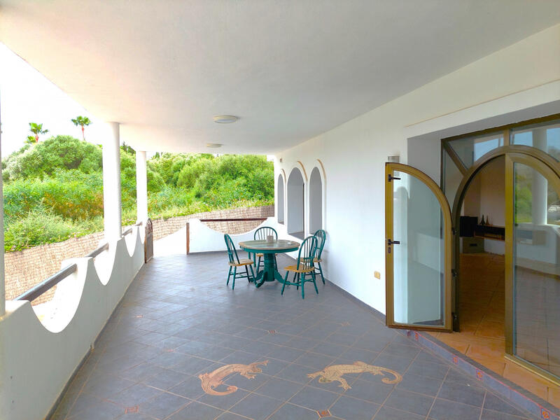 5 bedroom Villa for sale