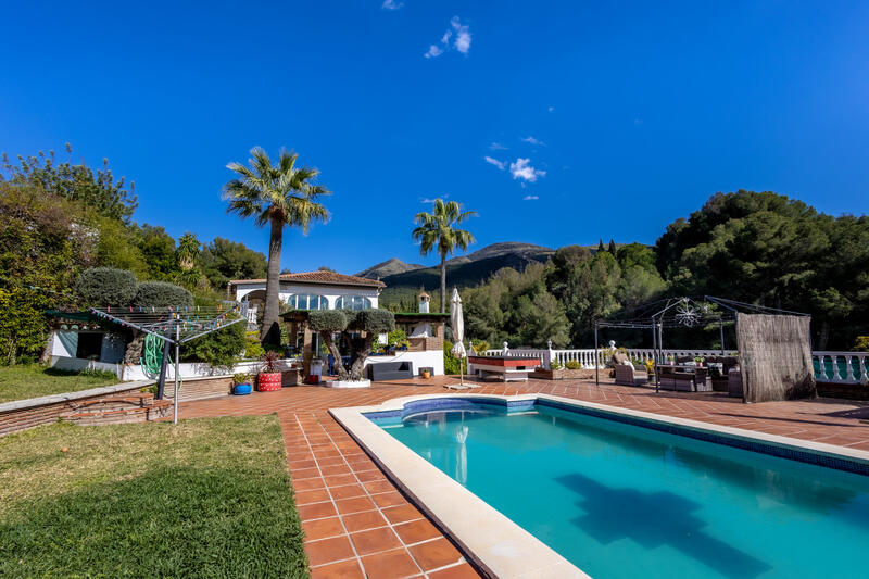 Country House for sale in Alhaurin el Grande, Málaga Country House for sale in Alhaurin el Grande, Málaga