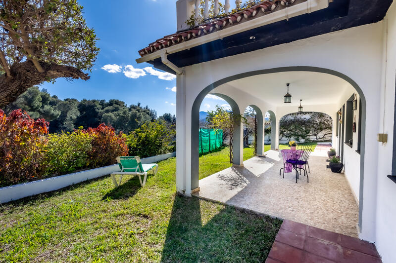 6 bedroom Country House for sale