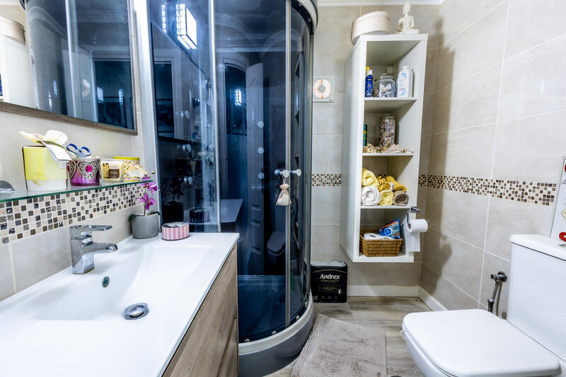 6 bedroom Country House for sale