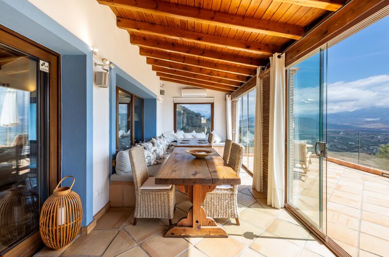 4 bedroom Villa for sale