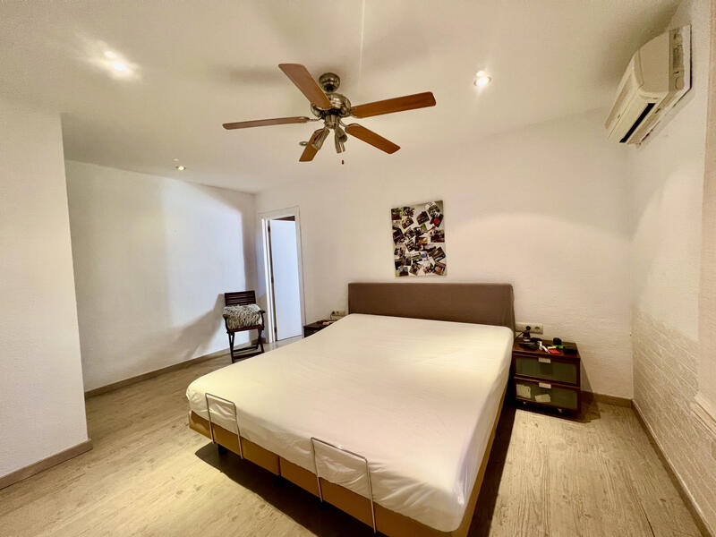 5 спальная комната Деревенский Дом продается