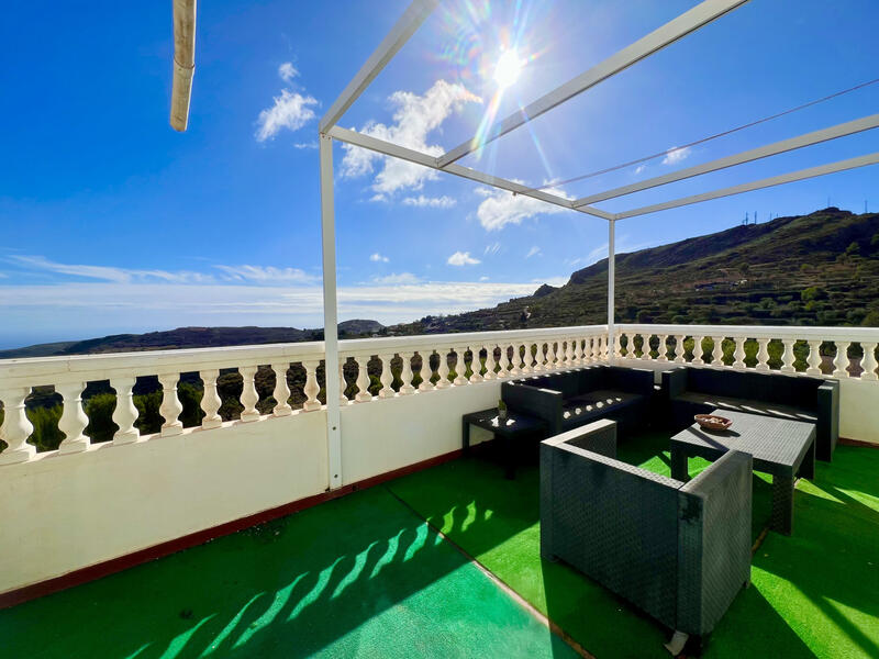 5 спальная комната Деревенский Дом продается