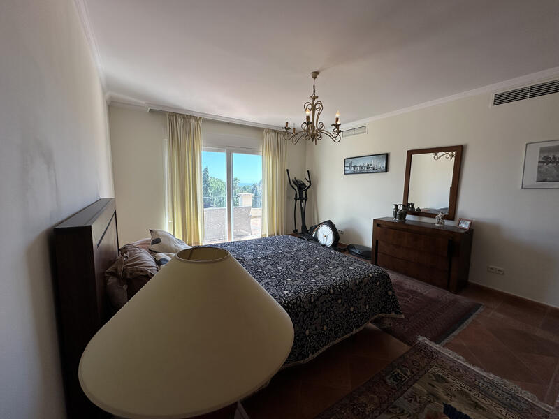 6 bedroom Villa for sale 6 bedroom Villa for sale