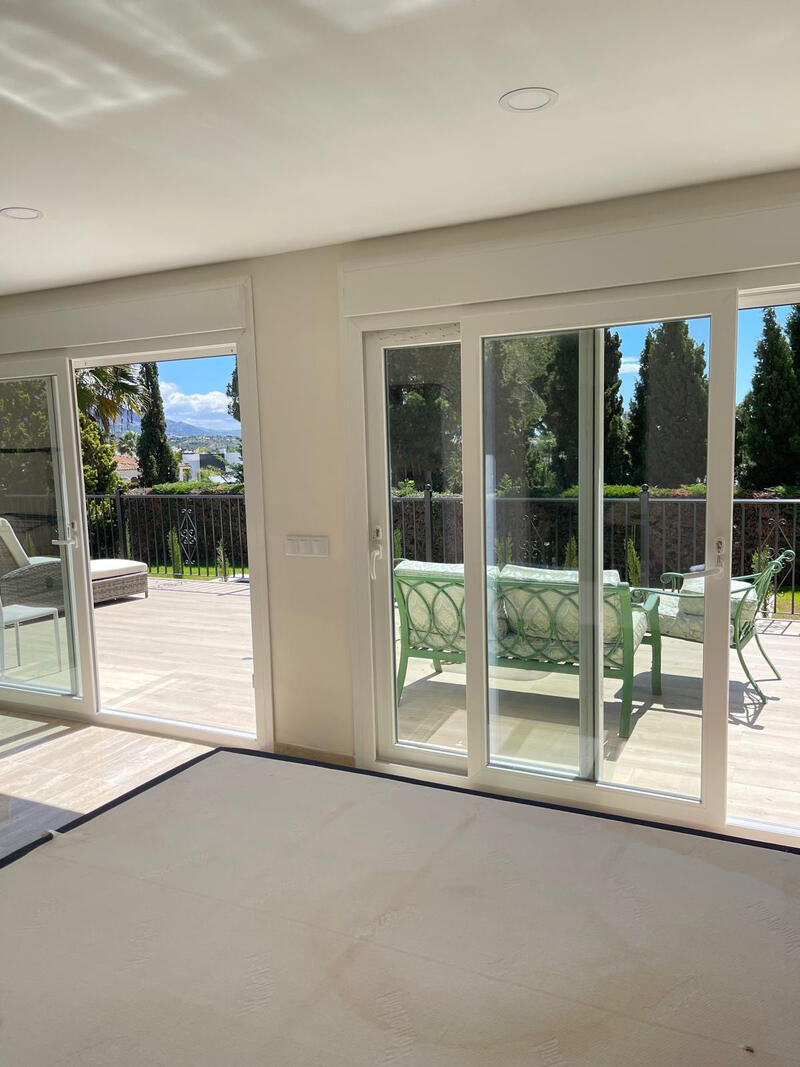 6 bedroom Villa for sale 6 bedroom Villa for sale