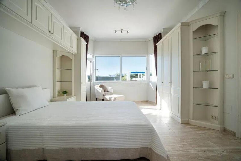 7 bedroom Villa for sale