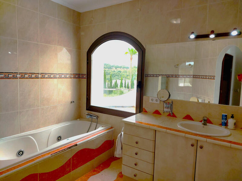 5 bedroom Villa for sale 5 bedroom Villa for sale