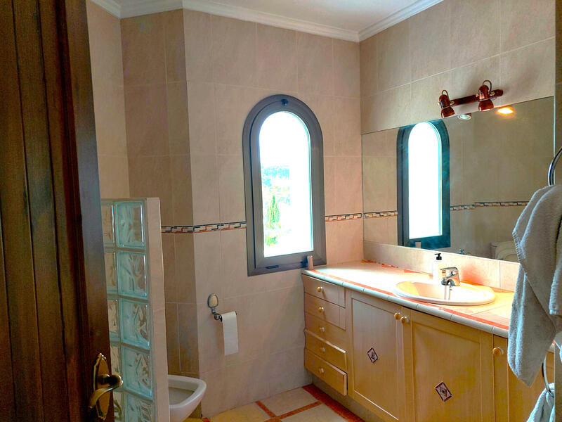 5 bedroom Villa for sale 5 bedroom Villa for sale