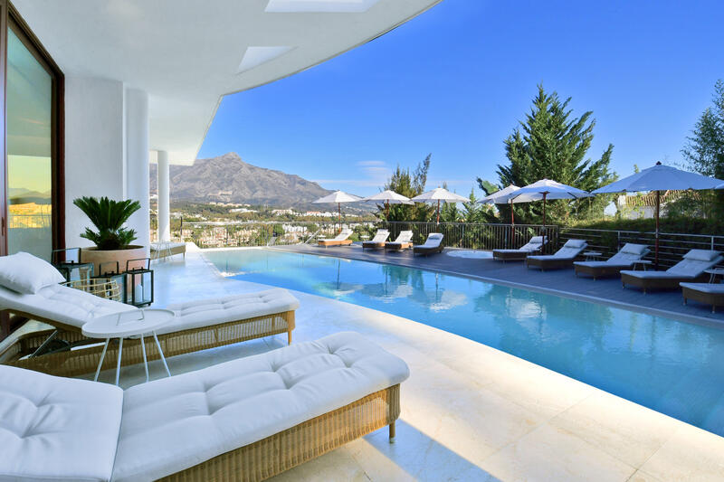 Villa til salg i Marbella, Málaga