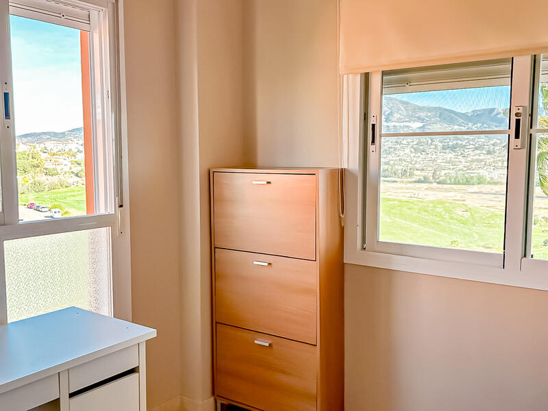 4 soveværelse Grottehus til salg