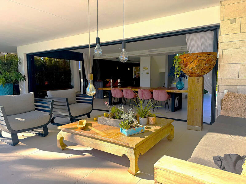 4 bedroom Villa for sale 4 bedroom Villa for sale