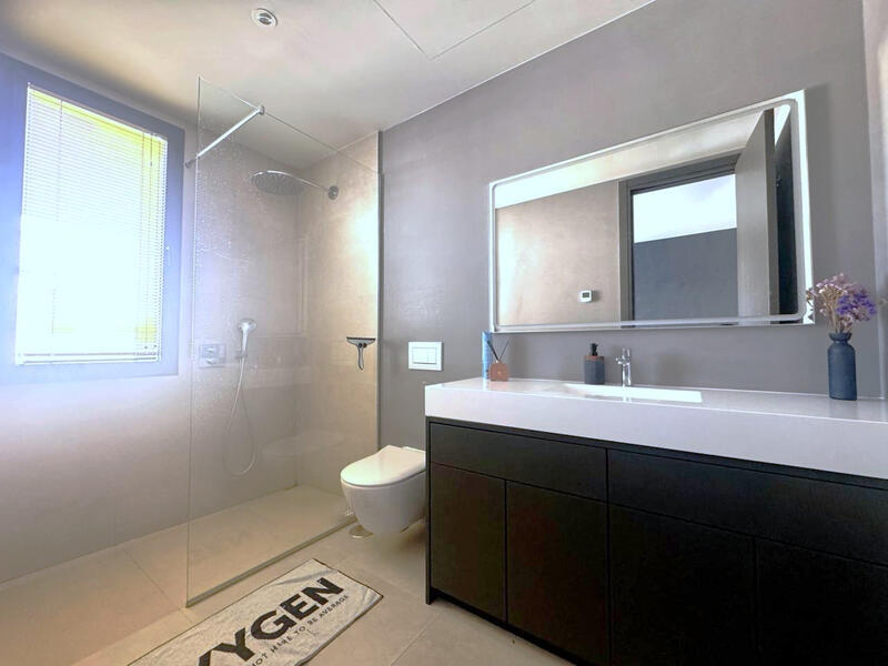 4 bedroom Villa for sale 4 bedroom Villa for sale