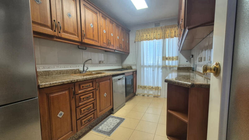 3 bedroom Apartment for sale