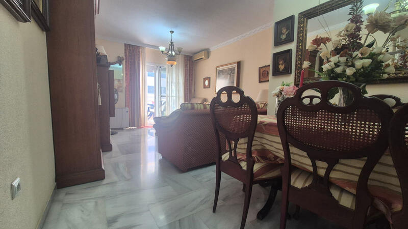 3 bedroom Apartment for sale