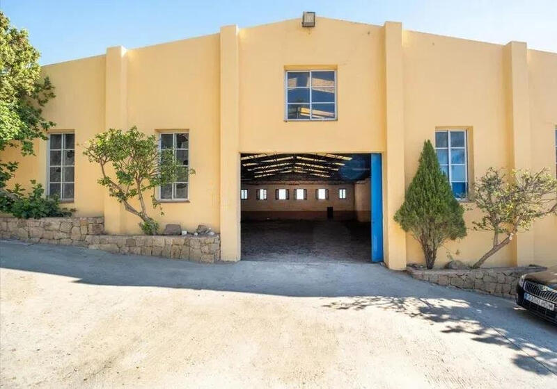 6 bedroom Country House for sale 6 bedroom Country House for sale