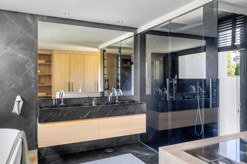 5 bedroom Villa for sale 5 bedroom Villa for sale