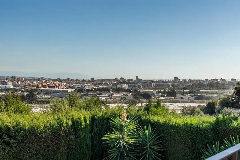 4 bedroom Cave House for sale