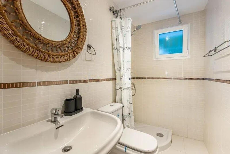 4 bedroom Cave House for sale