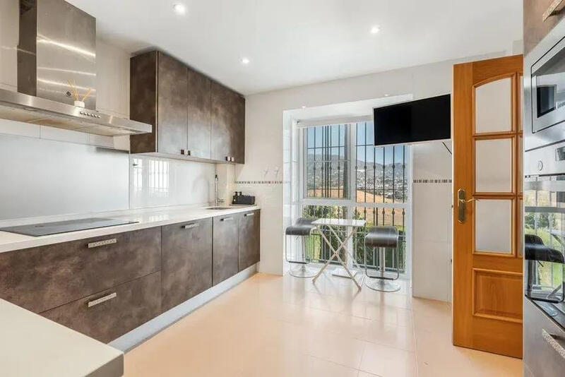 4 bedroom Cave House for sale