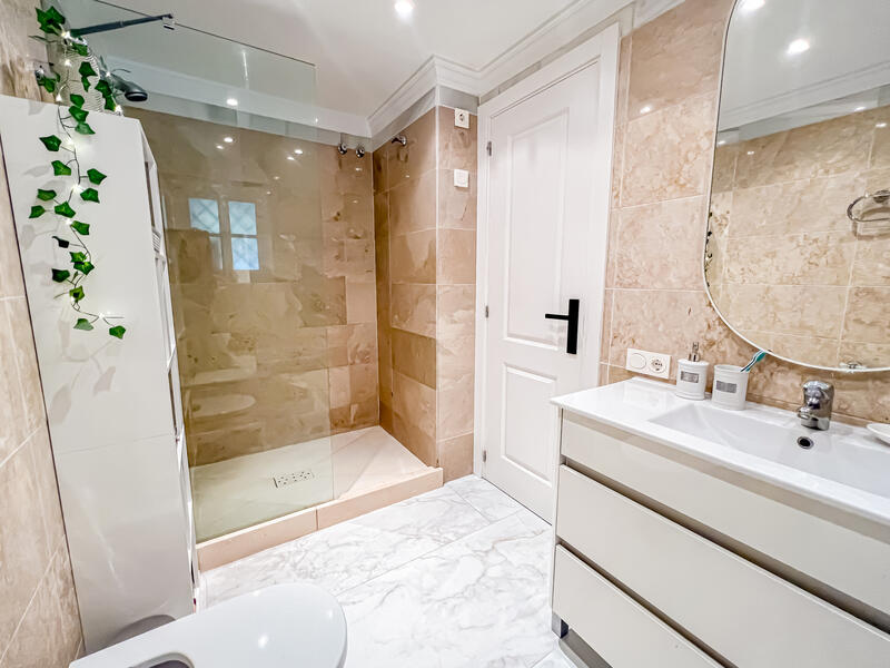 2 bedroom Townhouse for sale 2 bedroom Townhouse for sale