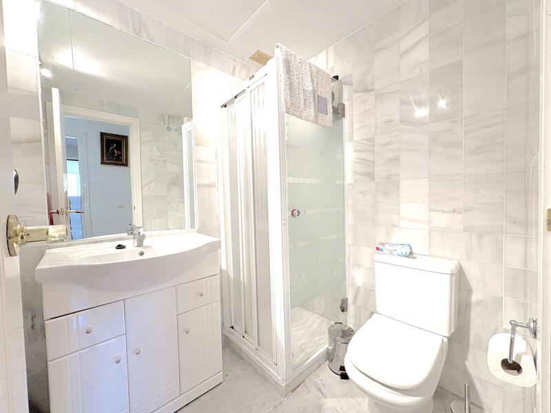 2 bedroom Apartment for sale 2 bedroom Apartment for sale