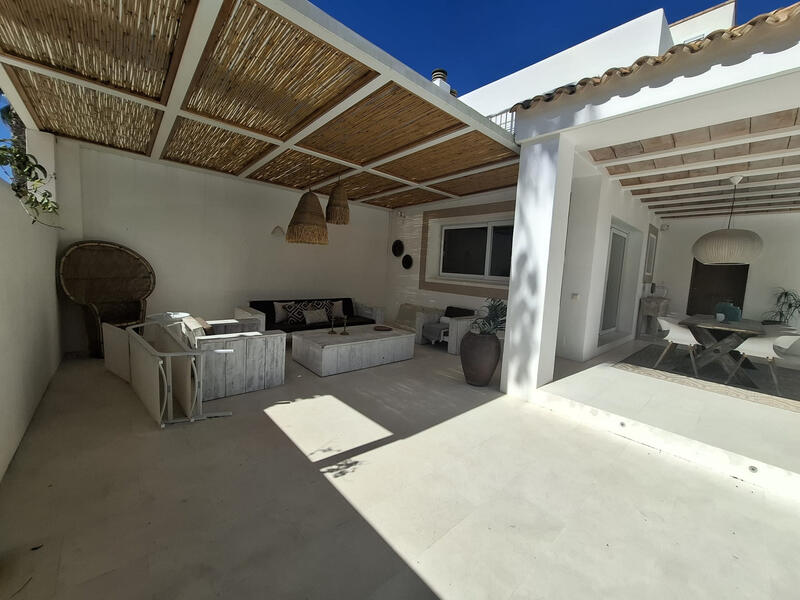 4 bedroom Cave House for sale 4 bedroom Cave House for sale