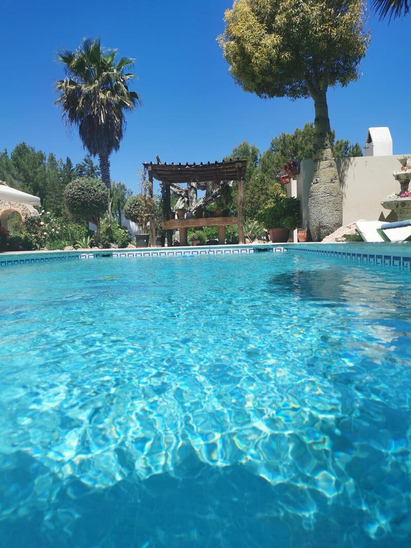 3 chambre Auberge à vendre