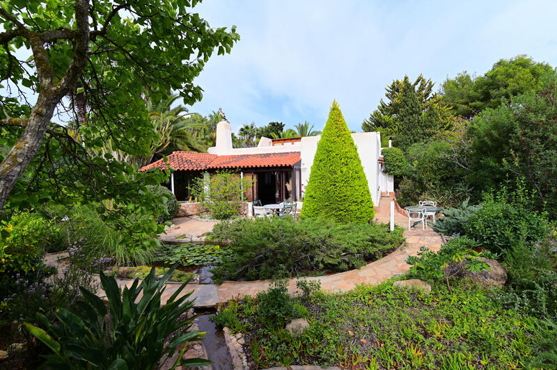 Lantställe till salu i Santa Eulalia del Rio, Ibiza Lantställe till salu i Santa Eulalia del Rio, Ibiza
