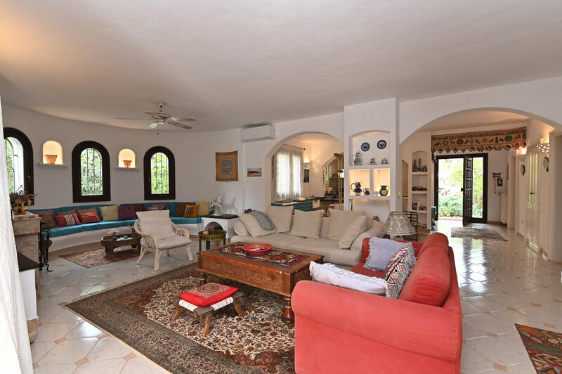 4 soverom Herregård til salgs 4 soverom Herregård til salgs