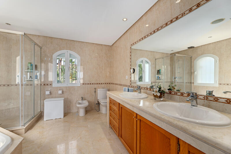 7 bedroom Villa for sale 7 bedroom Villa for sale