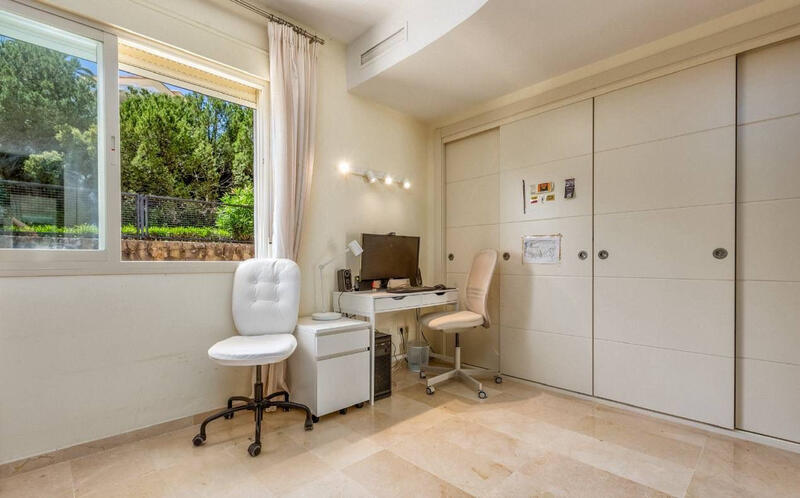 3 soveværelse Byhus til salg 3 soveværelse Byhus til salg