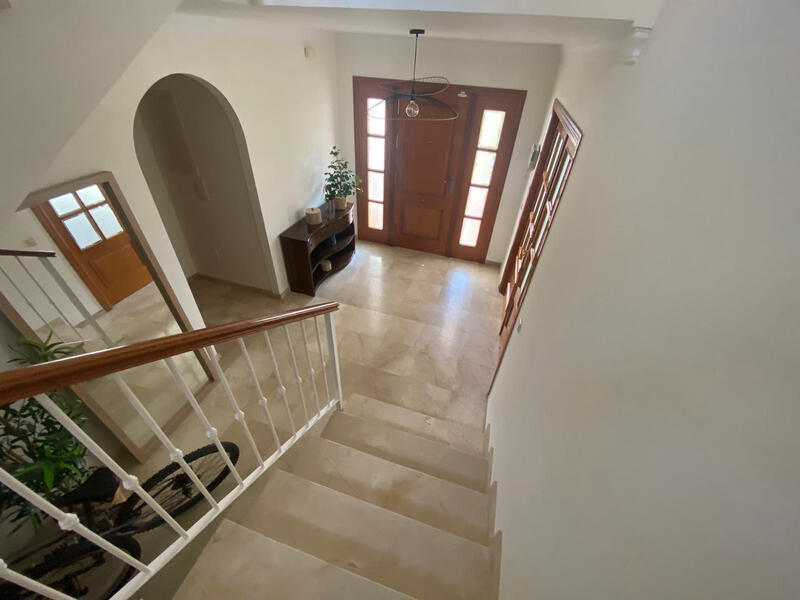 4 bedroom Villa for sale 4 bedroom Villa for sale