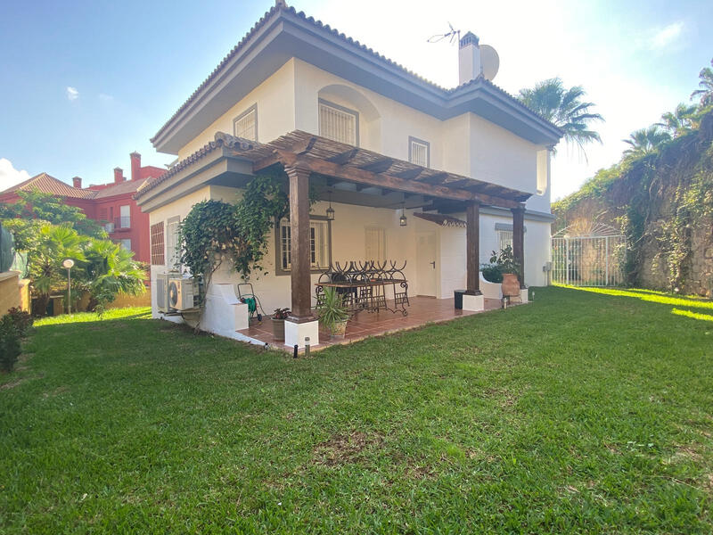 4 bedroom Villa for sale 4 bedroom Villa for sale