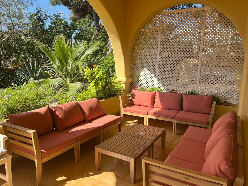 6 спальная комната Дом в пещере продается